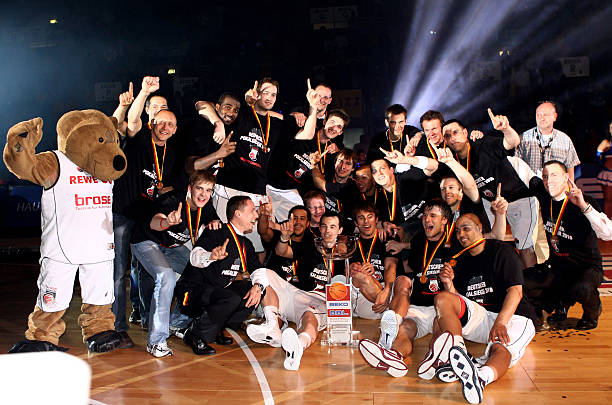 正规途径是 正规途径是