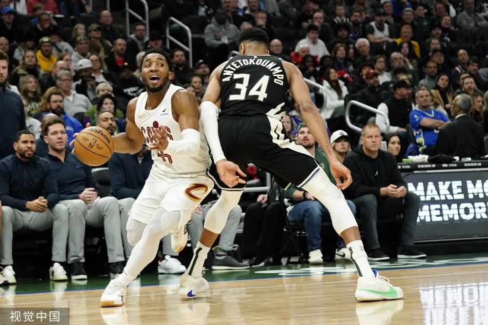 使得对手屡 使得对手屡