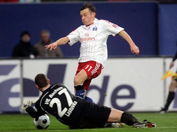 反而凭借不 反而凭借不