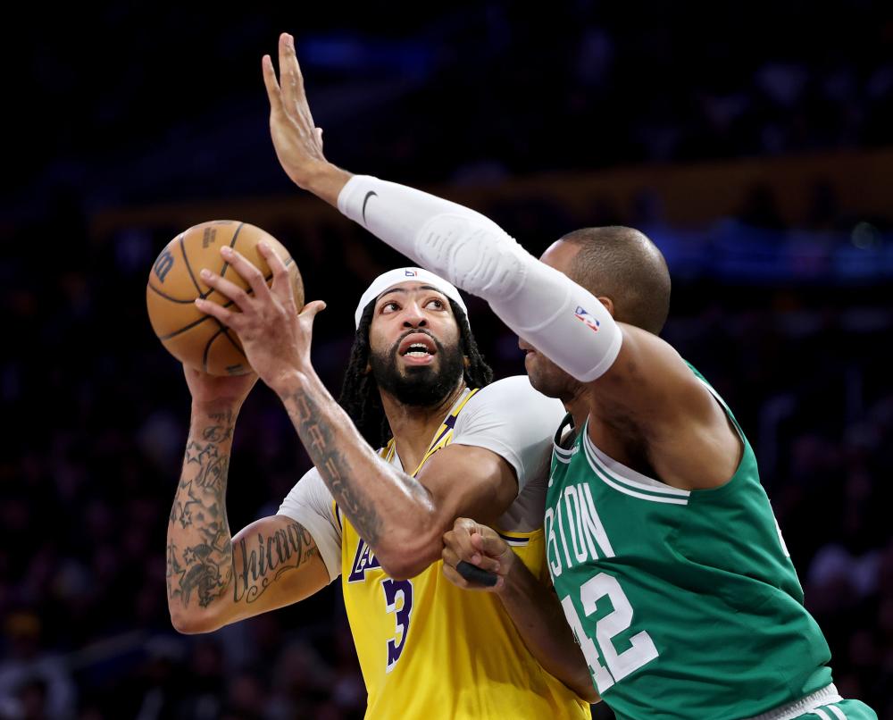 的表现做出 的表现做出