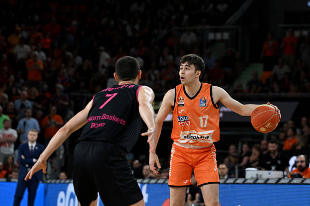 手在新时期 手在新时期